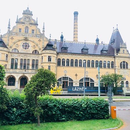 Old Town Museum Apartment 리베레츠 외부 사진